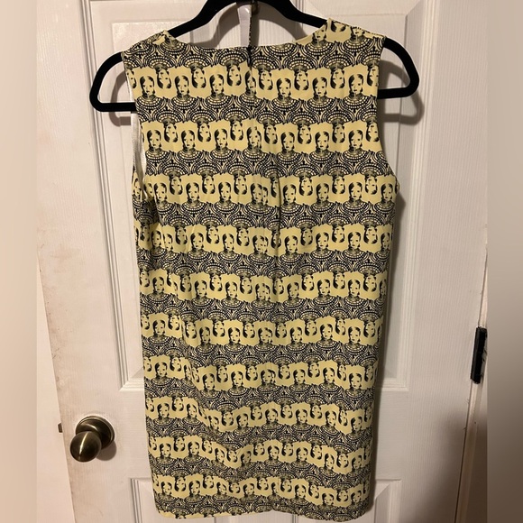 Yellow and black mini 60s dress with belt - Picture 5 of 7